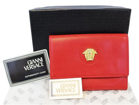 versace francobollo naglietta|versace wallet.